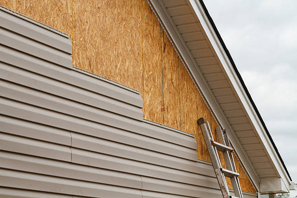 24/7 Emergency Storm Damage Siding Repair experts in Rocky Mount, VA
